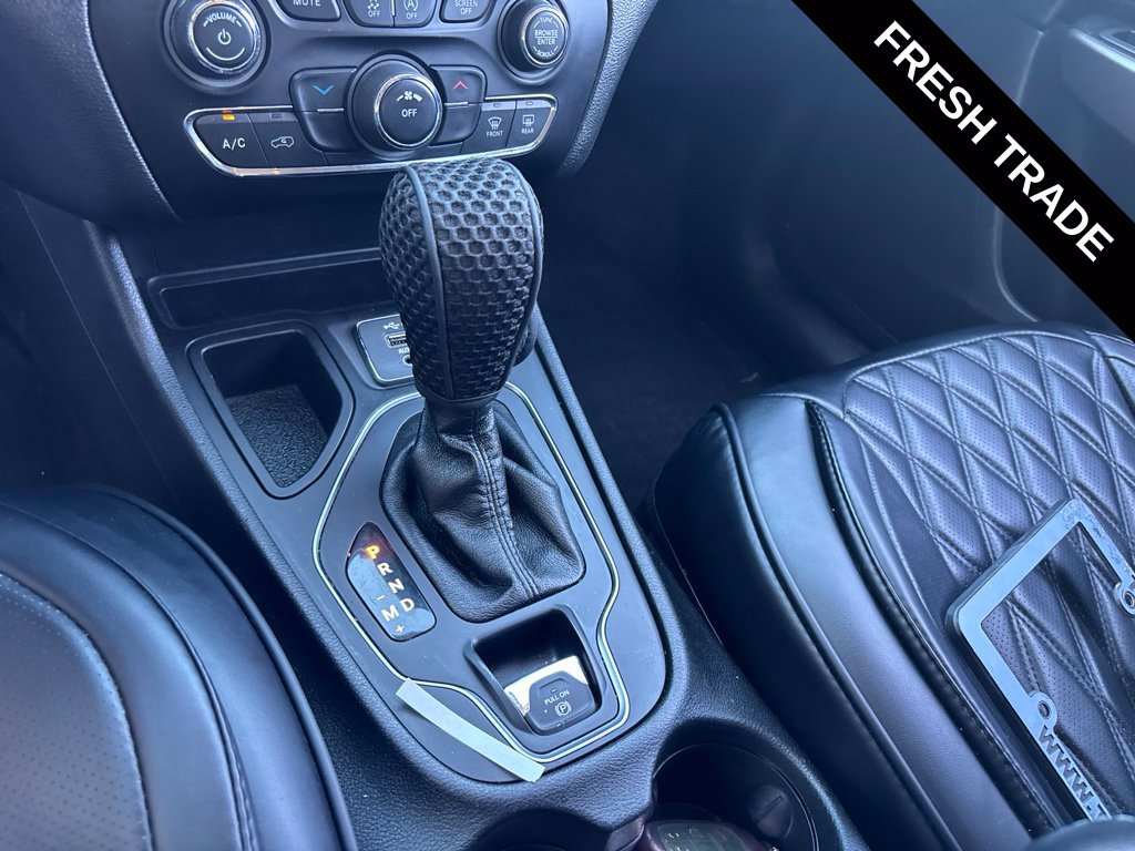 Used 2021 Jeep Cherokee Latitude Plus FWD image 10