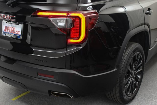 Used 2023 GMC Acadia SLT w/ Elevation Edition AWD/4WD image 9
