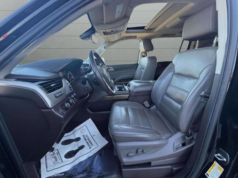 Used 2019 GMC Yukon XL Denali w/ Open Road Package image 9