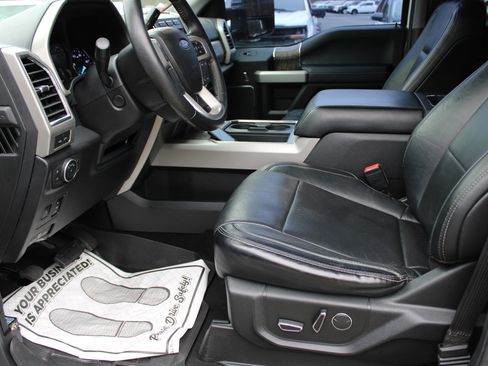 Used 2018 Ford F250 Lariat w/ Lariat Ultimate Package image 12