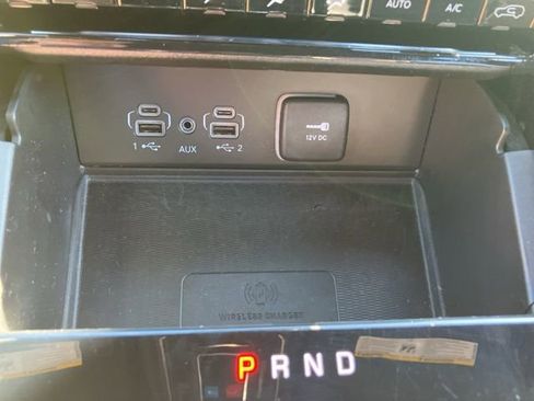 Used 2023 Jeep Grand Cherokee Altitude AWD/4WD image 29