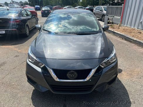 Used 2020 Nissan Versa S image 2