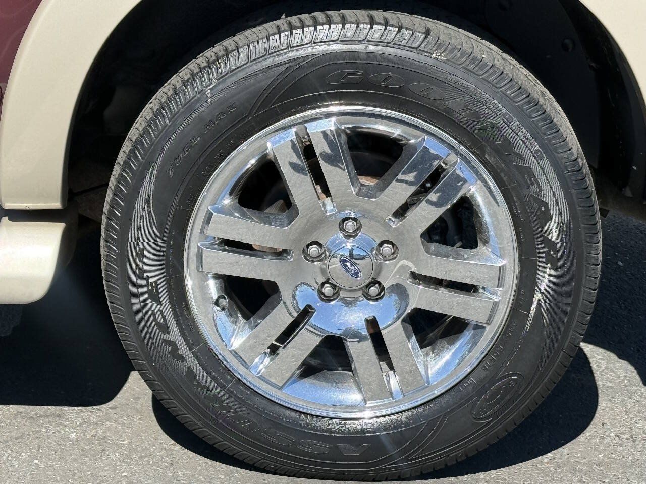 Used 2007 Ford Explorer Eddie Bauer RWD image 14