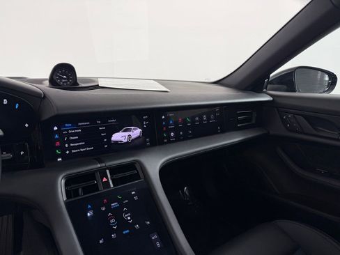 Certified 2024 Porsche Taycan image 24