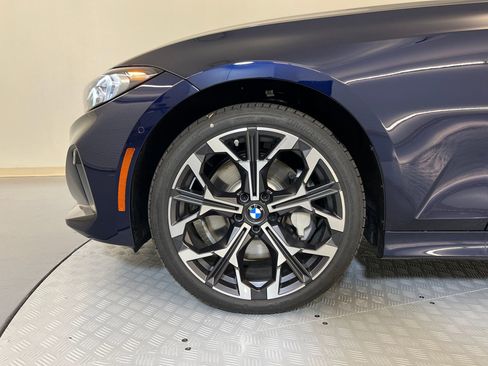 Used 2026 BMW 330i xDrive Sedan w/ Premium Package AWD/4WD image 11