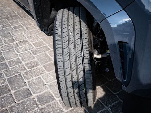 Used 2025 Toyota Tacoma SR5 image 42