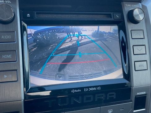 Used 2015 Toyota Tundra SR5 image 21