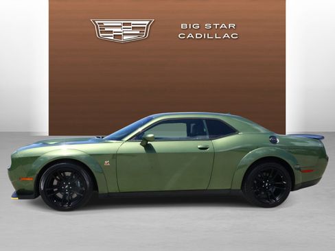 Used 2023 Dodge Challenger R/T Scat Pack RWD image 2