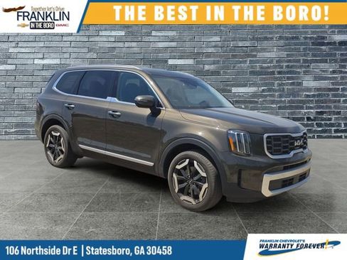 Used 2025 Kia Telluride S image 7