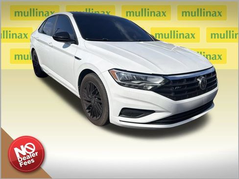 Used 2020 Volkswagen Jetta FWD image 1