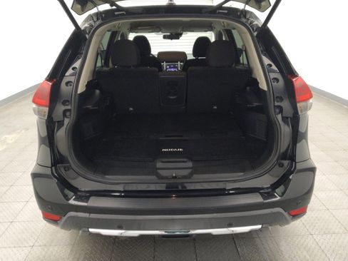 Used 2020 Nissan Rogue SV FWD image 29