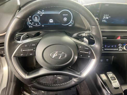 Used 2023 Hyundai Sonata Limited FWD image 11