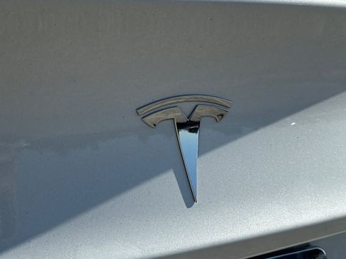 Used 2023 Tesla Model 3 Standard Range RWD image 13