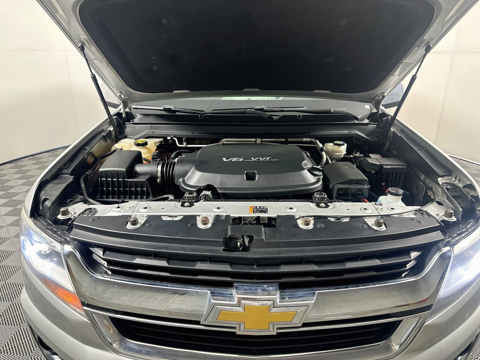 Used 2018 Chevrolet Colorado LT w/ Luxury Package, Chrome AWD/4WD image 28