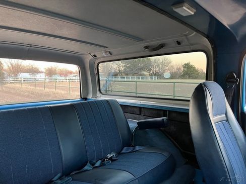 Used 1988 Chevrolet Blazer 4WD image 32