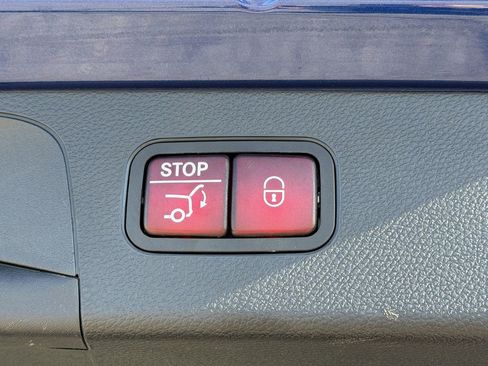 Certified 2018 Mercedes-Benz GLC 300 image 14