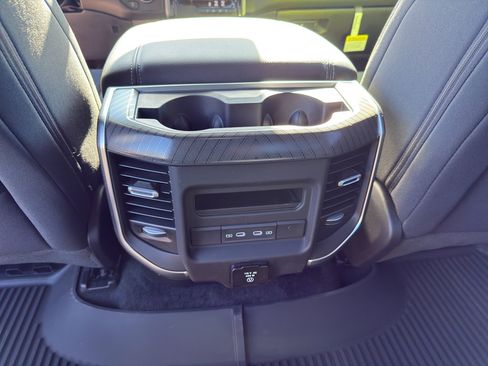 New 2026 RAM 1500 Big Horn AWD/4WD image 33
