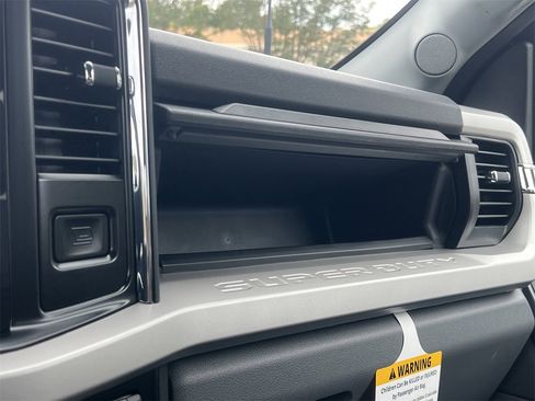 New 2026 Ford F250 XLT w/ XLT Premium Package image 11
