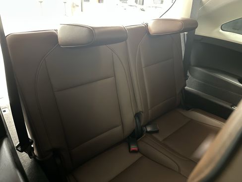 Used 2019 Acura MDX FWD w/ Advance Package image 32