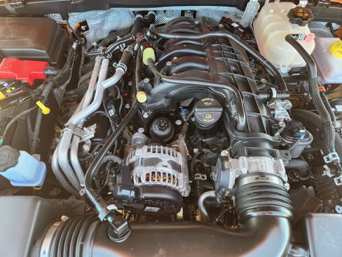 Used 2025 Jeep Wrangler Unlimited Sport AWD/4WD image 34