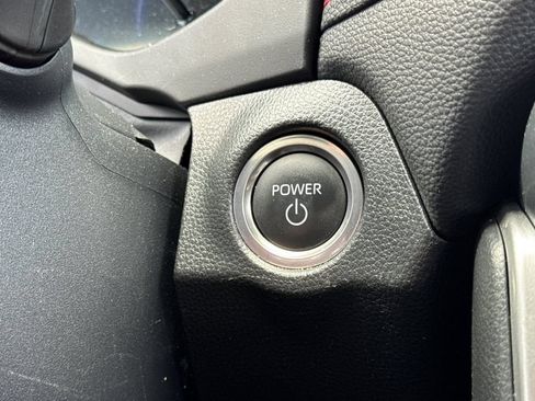 Used 2025 Toyota RAV4 SE AWD/4WD image 22