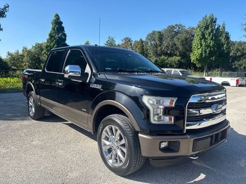 Used 2016 Ford F150 Lariat w/ Equipment Group 502A Luxury AWD/4WD image 3