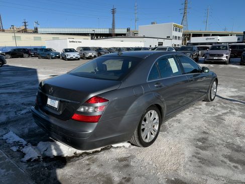Used 2009 Mercedes-Benz S 550 Base image 10