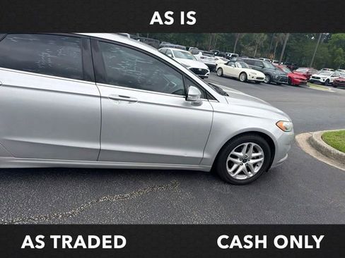 Used 2014 Ford Fusion SE FWD image 4