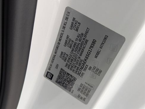 Used 2025 GMC Sierra 1500 Pro w/ Pro Value Package image 23