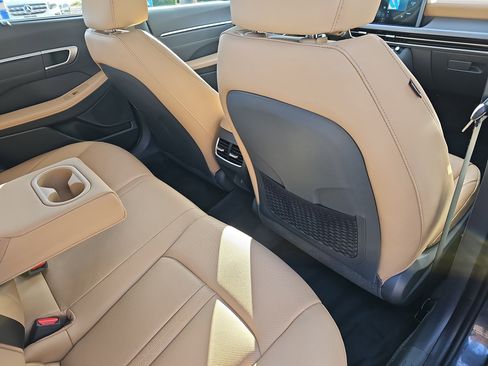 Used 2025 Hyundai Sonata Limited image 11