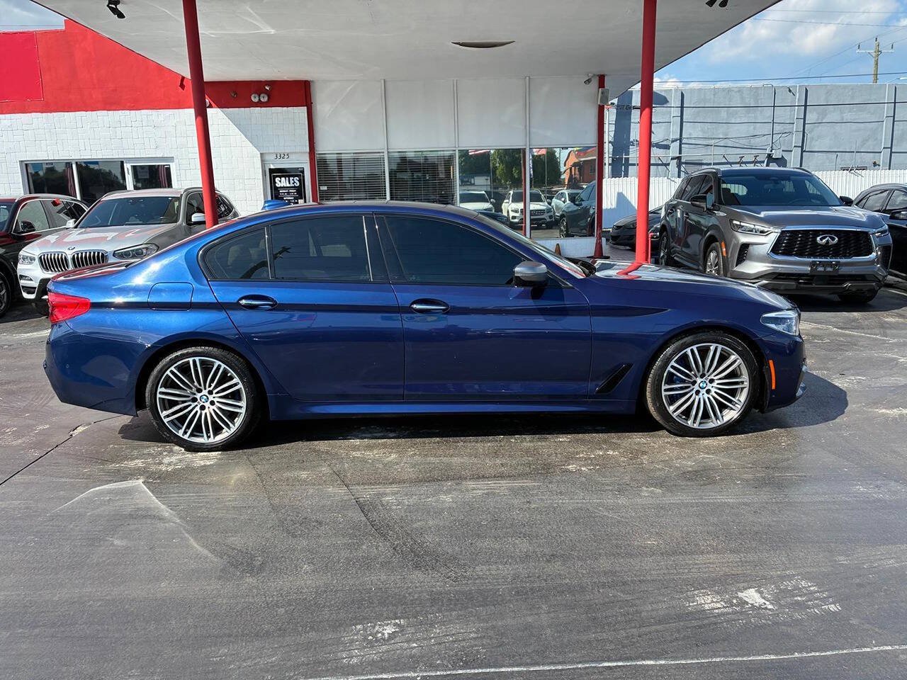 Used 2018 BMW M550i xDrive AWD/4WD image 3