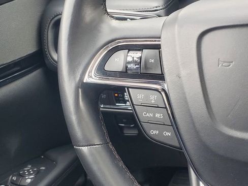 Certified 2022 Lincoln Nautilus Reserve AWD/4WD image 15