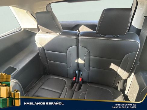 Certified 2023 GMC Acadia Denali image 29