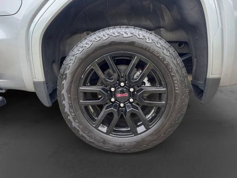 Used 2023 GMC Sierra 1500 Elevation w/ Elevation Premium Package AWD/4WD image 7