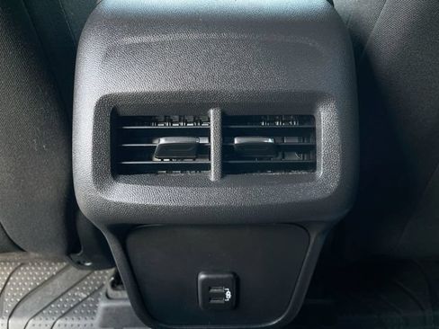 Used 2024 Chevrolet Equinox LT w/ LPO, Floor Liner Package FWD image 21