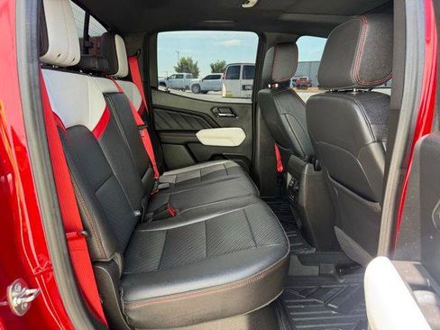 Used 2024 GMC Canyon AT4X AWD/4WD image 4