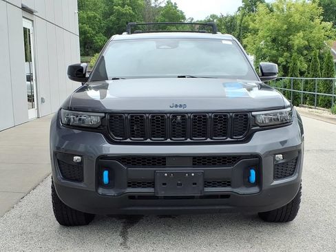 Used 2022 Jeep Grand Cherokee Trailhawk AWD/4WD image 2