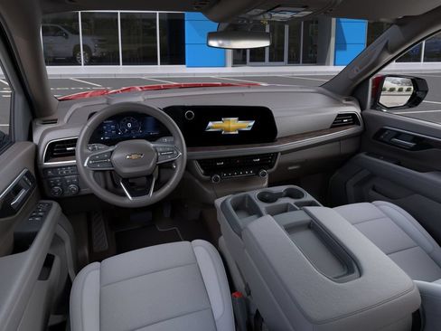 New 2026 Chevrolet Suburban LS AWD/4WD image 17