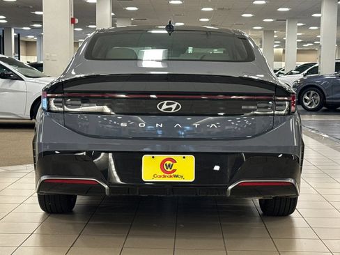 New 2025 Hyundai Sonata SEL FWD image 5
