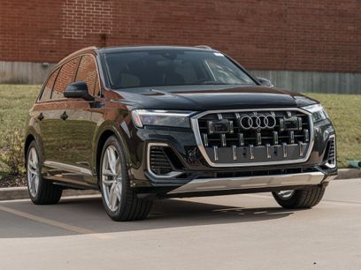 New 2025 Audi Q7 3.0T Premium Plus