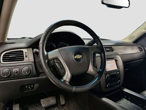 Used 2014 Chevrolet Silverado 2500 LTZ w/ LTZ Plus Package AWD/4WD image 9