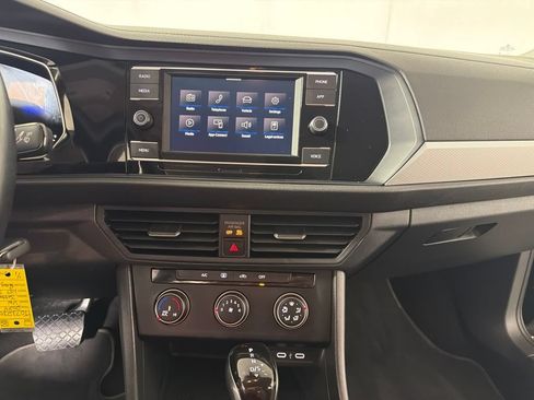 Used 2024 Volkswagen Jetta S FWD image 15