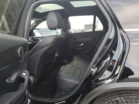 Used 2022 Mercedes-Benz GLC 300 4MATIC image 34