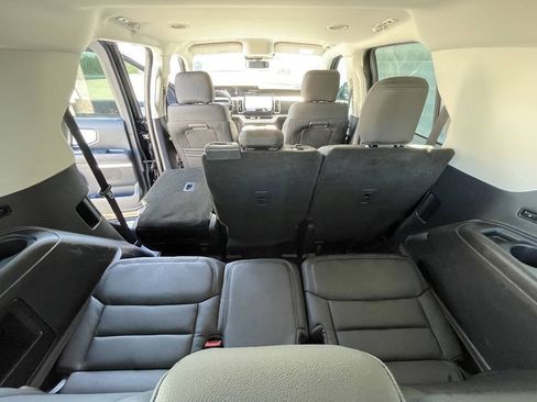 Used 2025 Ford Expedition Active AWD/4WD image 29