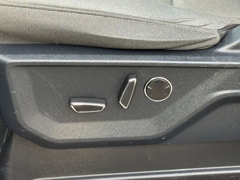 Used 2021 Ford F150 XLT w/ Equipment Group 302A High image 19