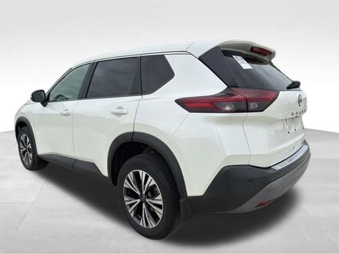 Used 2023 Nissan Rogue SV FWD image 7