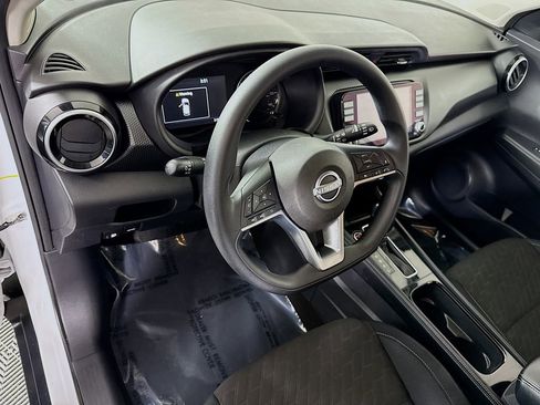 Certified 2023 Nissan Kicks SV image 17