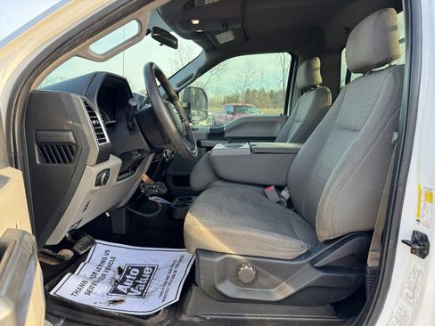 Used 2017 Ford F350 XLT w/ XLT Value Package image 15