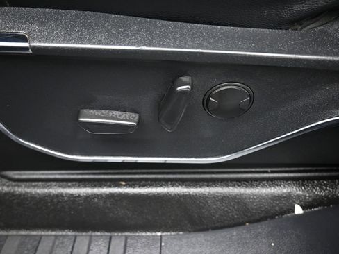 Used 2024 Ford F350 Lariat w/ Lariat Ultimate Package image 8