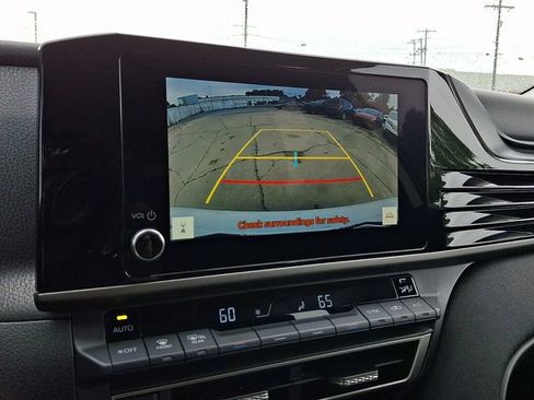 Used 2025 Toyota Camry LE FWD image 24